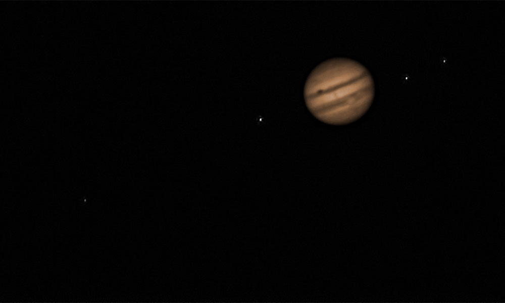 Wide view of Jupiter and its moons in November 2011